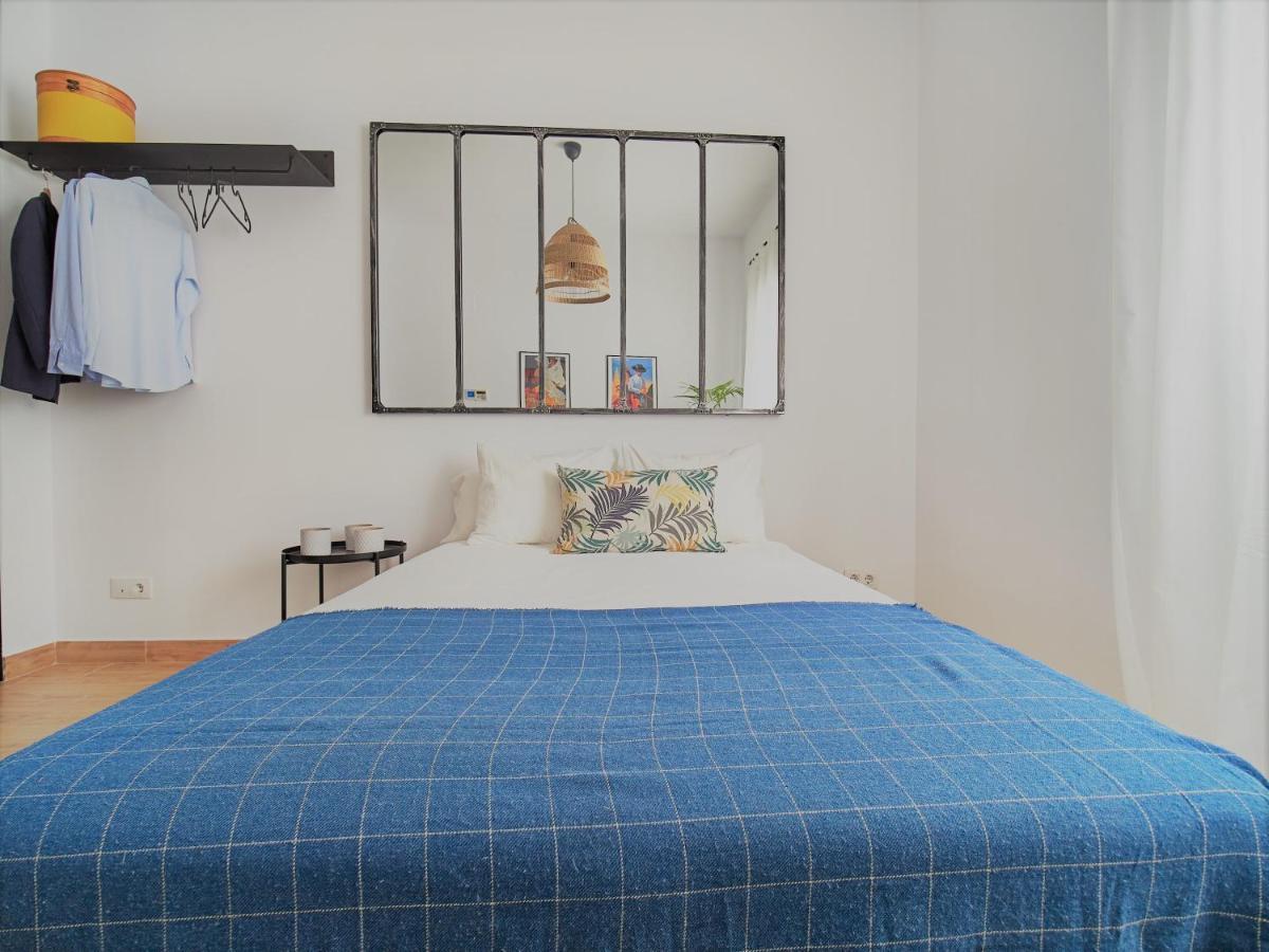 Pelicano Seville Apartments Экстерьер фото